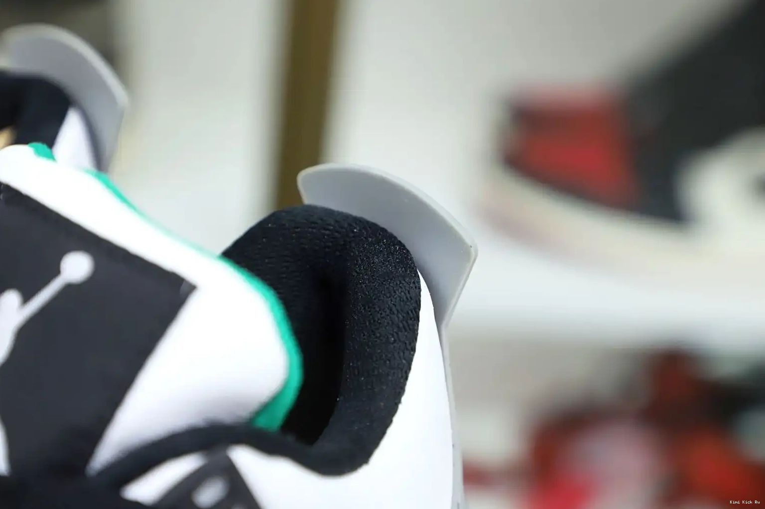 JORDAN 4 WMNS Kimikick AIR RETRO 'RAST 0811
